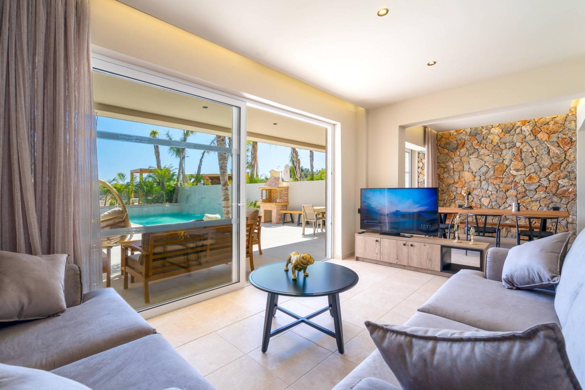 Venezia Luxury Living Villas, Faliraki Buitenkant foto