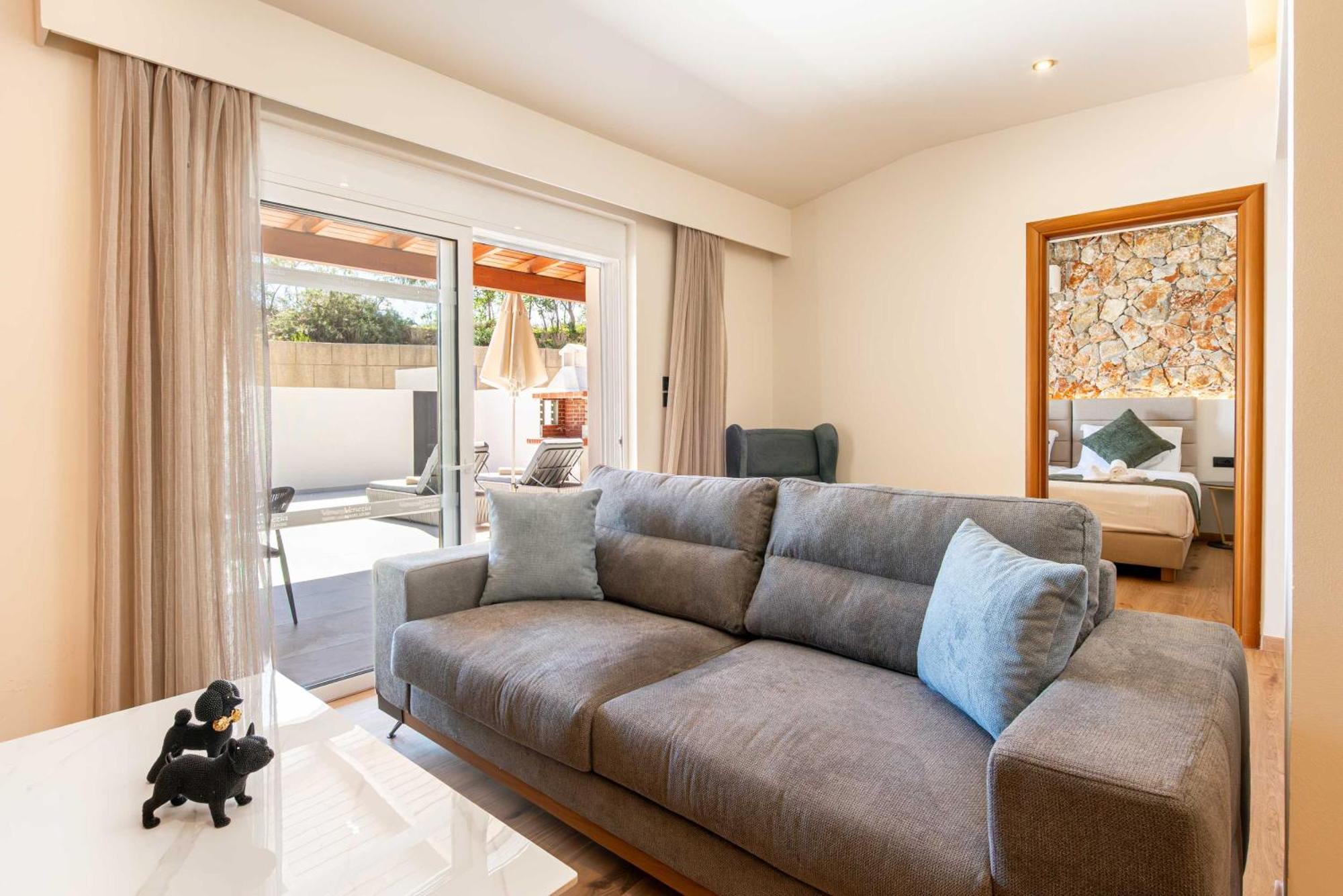 Venezia Luxury Living Villas, Faliraki Buitenkant foto