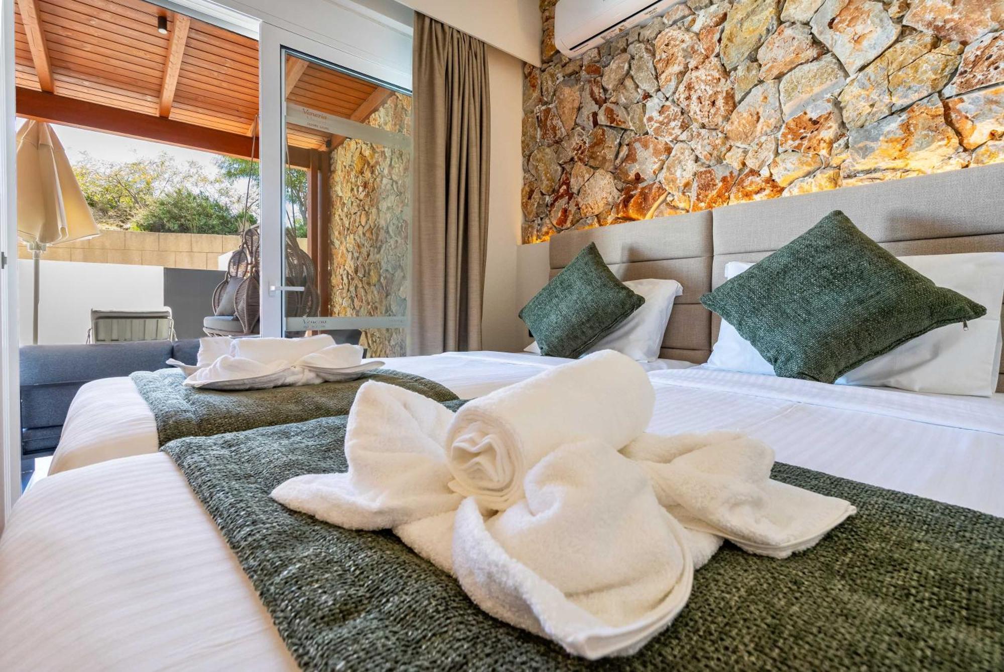 Venezia Luxury Living Villas, Faliraki Buitenkant foto